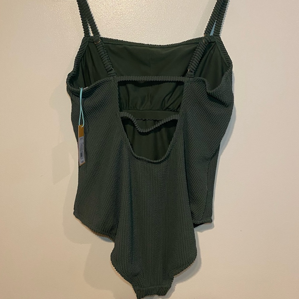 NWT Women’s Bathing Suit Size Large